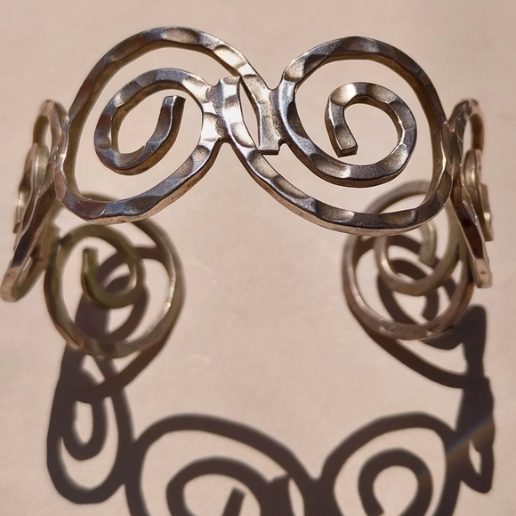 Sterling Silver Elegant Bracelet - Picture 6 of 15